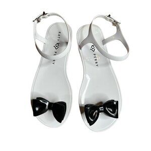 Katy Perry white and black bow sandals size 7
